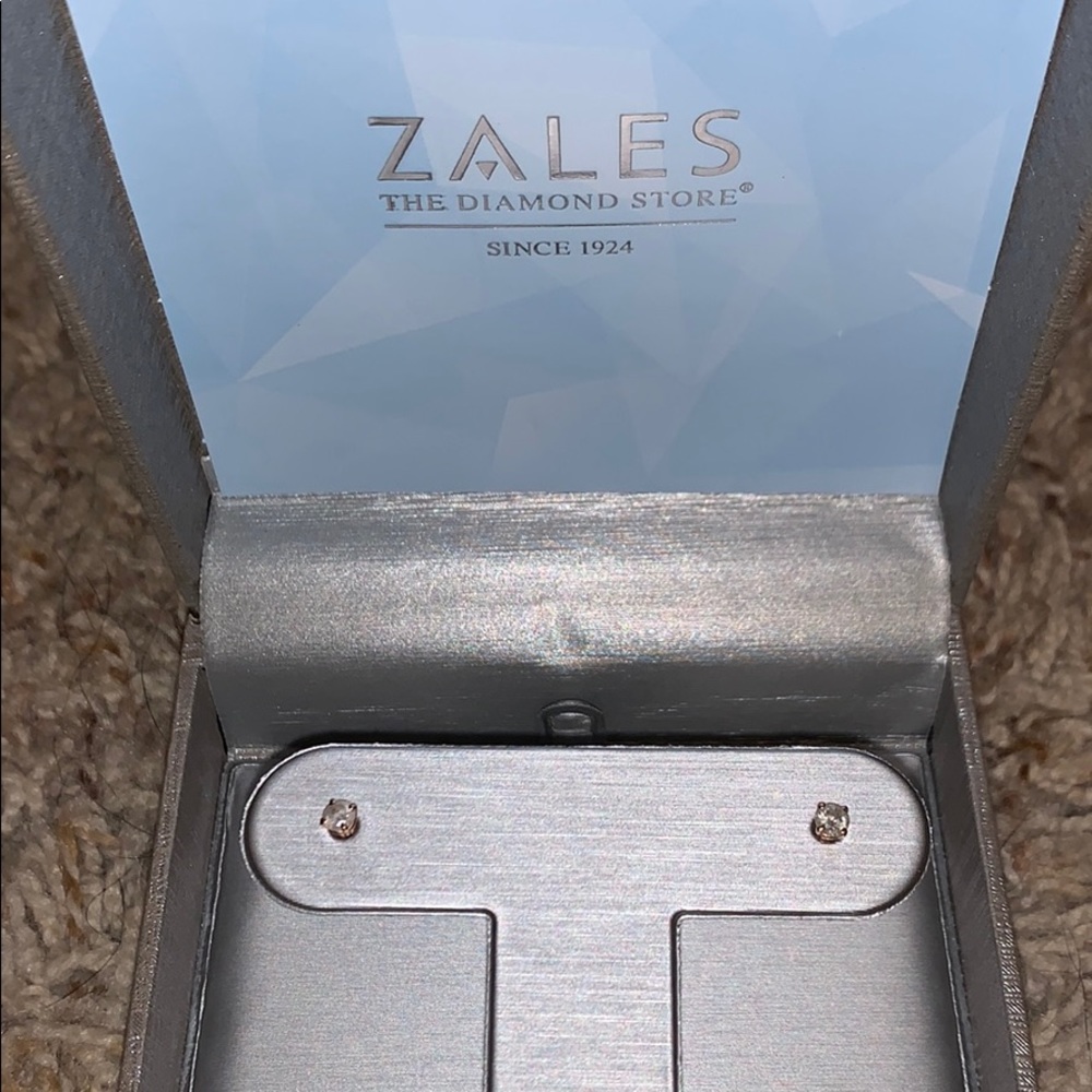 1/4 ct diamond earrings